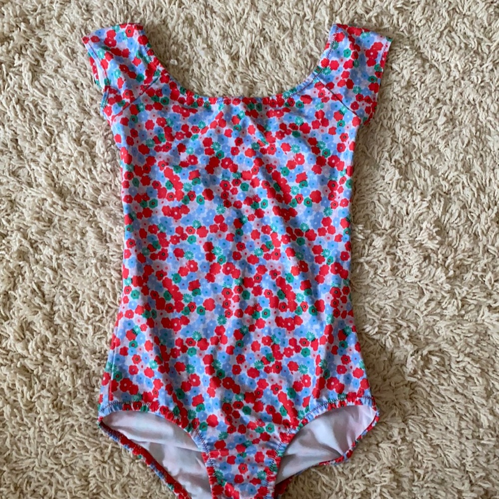 Chameleon Dancewear cap sleeve leotard